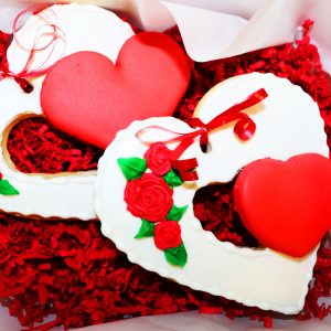 Holiday Cookies (choice of peanut butter or sugar)